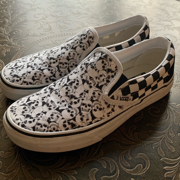 ladies vans size 7